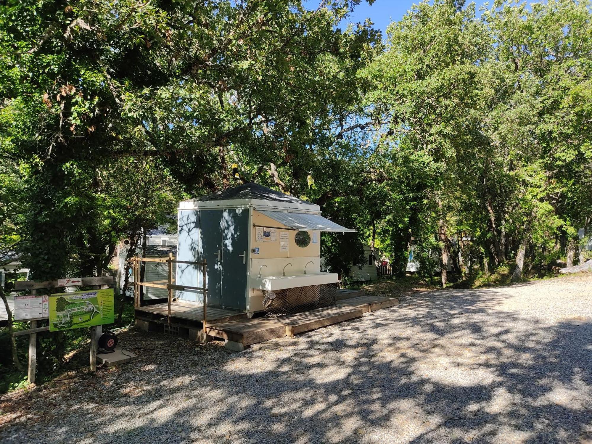 Camping La Grangeonne Еспаррон-де-Вердон Екстер'єр фото