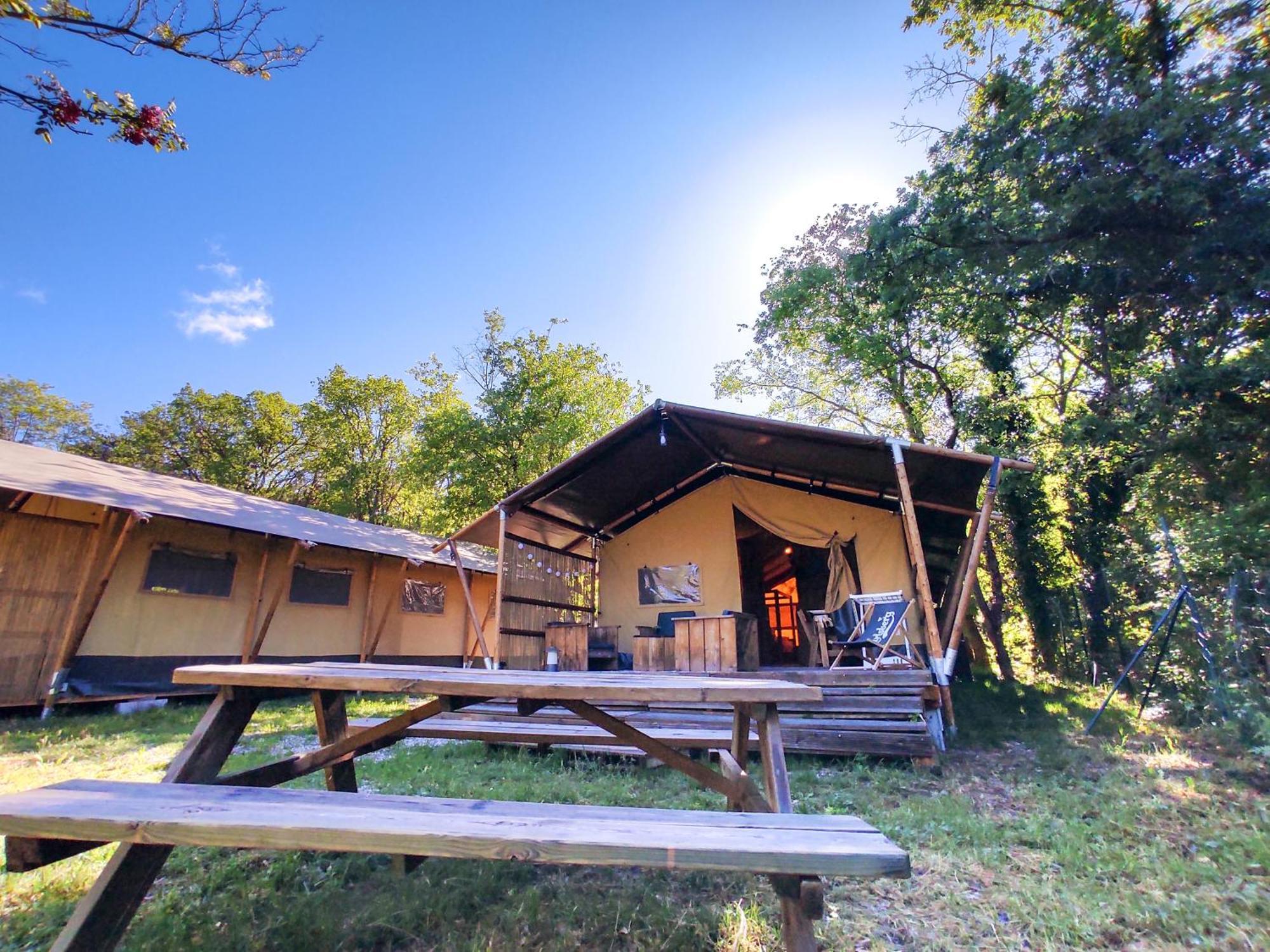 Camping La Grangeonne Еспаррон-де-Вердон Екстер'єр фото