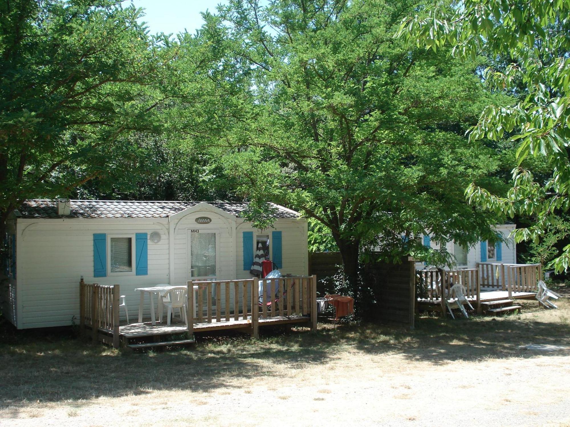 Camping La Grangeonne Еспаррон-де-Вердон Номер фото
